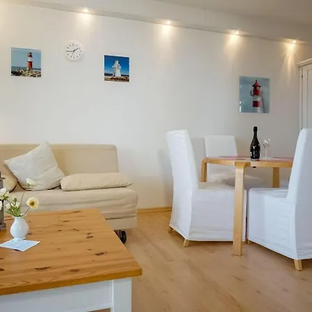 Haus-hamburg-berlin-wohnung-kajuete-4 * Großenbrode